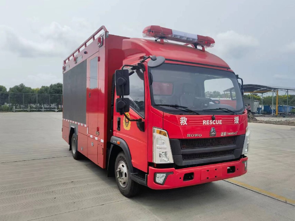 重汽豪沃宣傳消防車(chē)6330